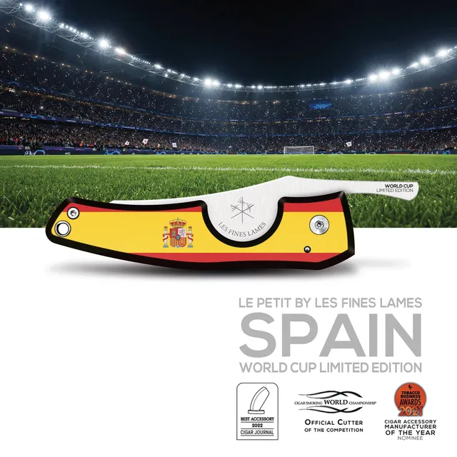les-fines-lames-le-petit-zigarrenmesser-spanien-world-cup-edition image 1