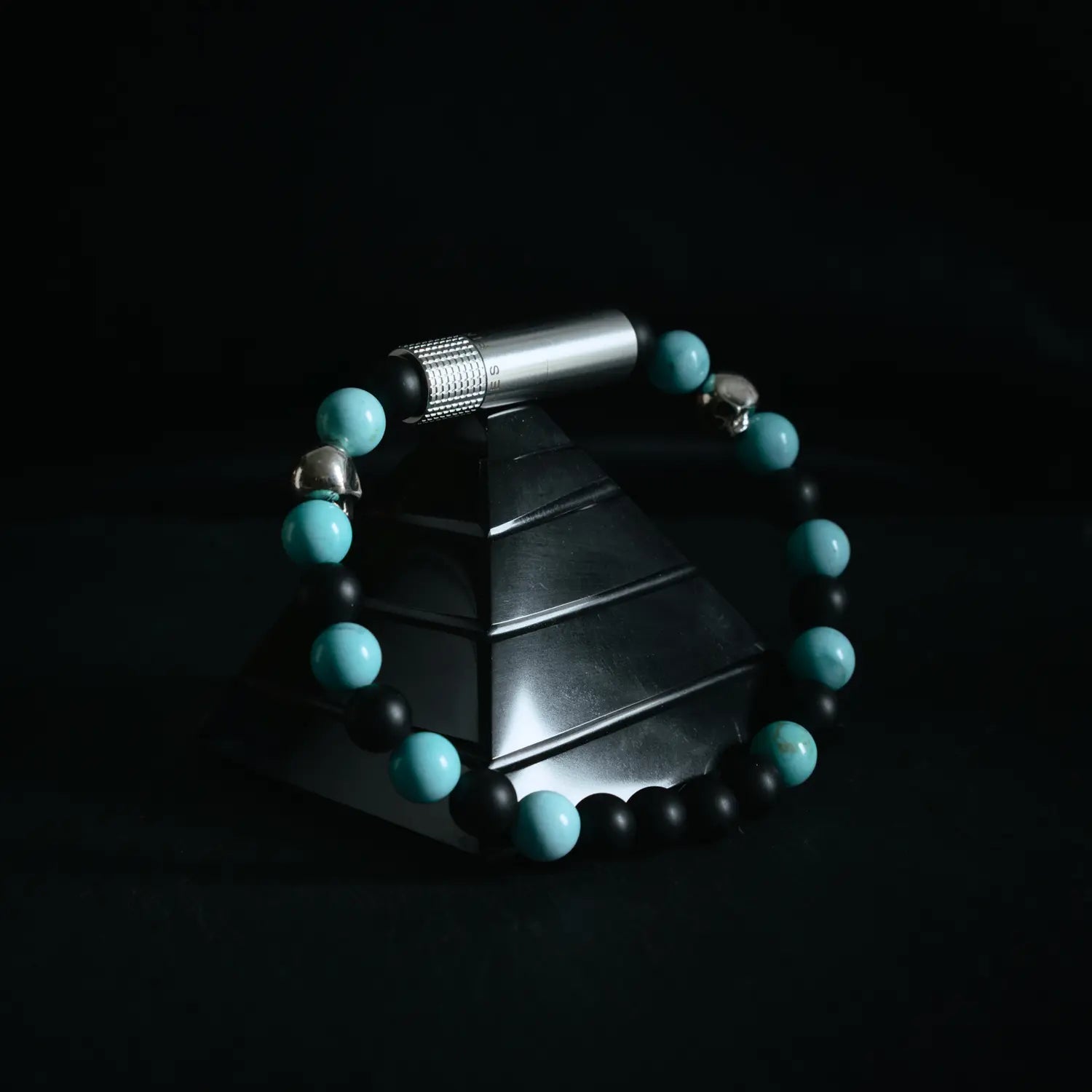 les-fines-lames-punch-bracelet-zigarren-punch-turquoise-skull image 5
