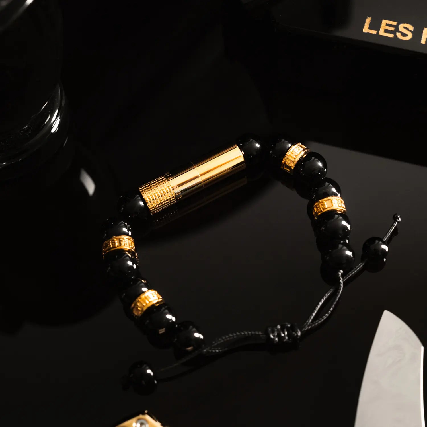 les-fines-lames-punch-bracelet-oscuro-gold-zigarrenschneider image 5