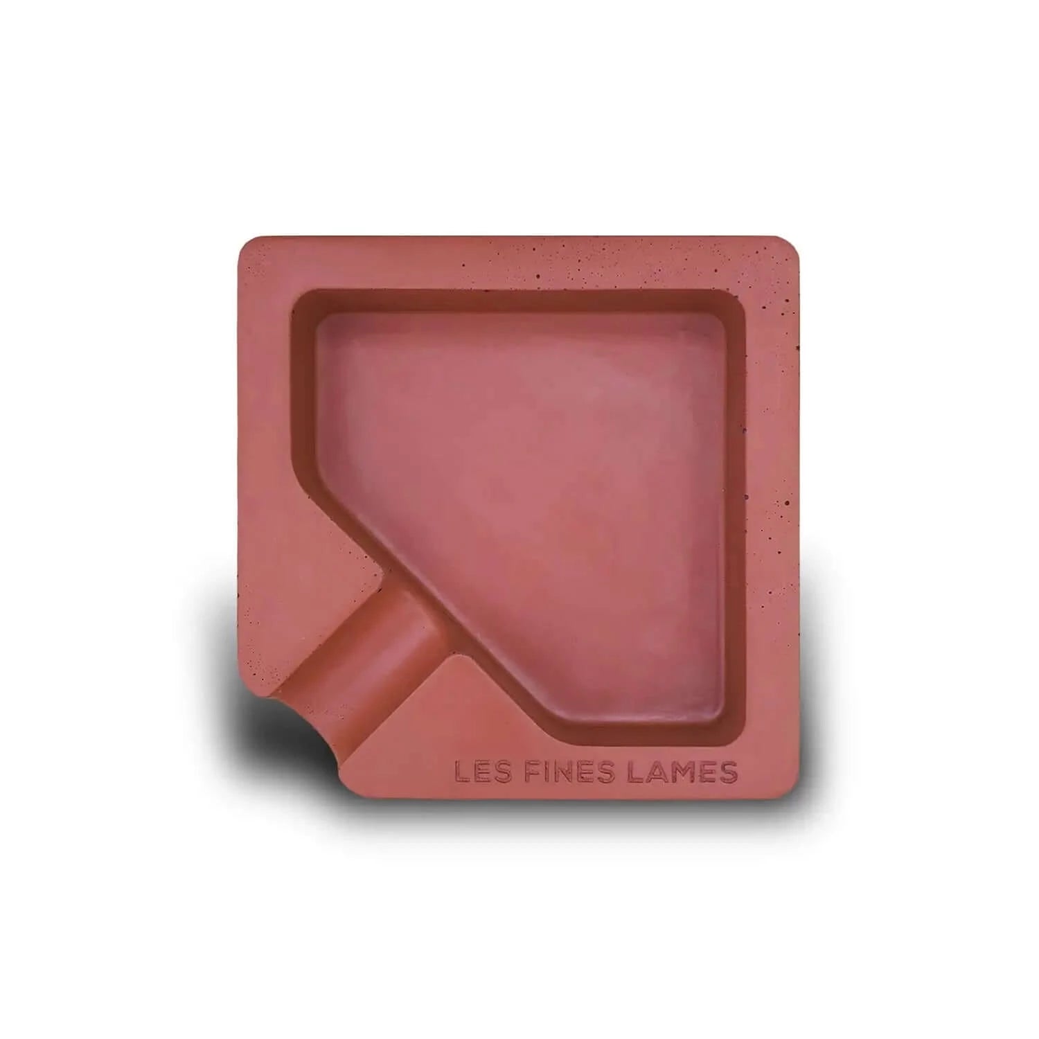 les-fines-lames-monad-aschenbecher-beton-rot image 2
