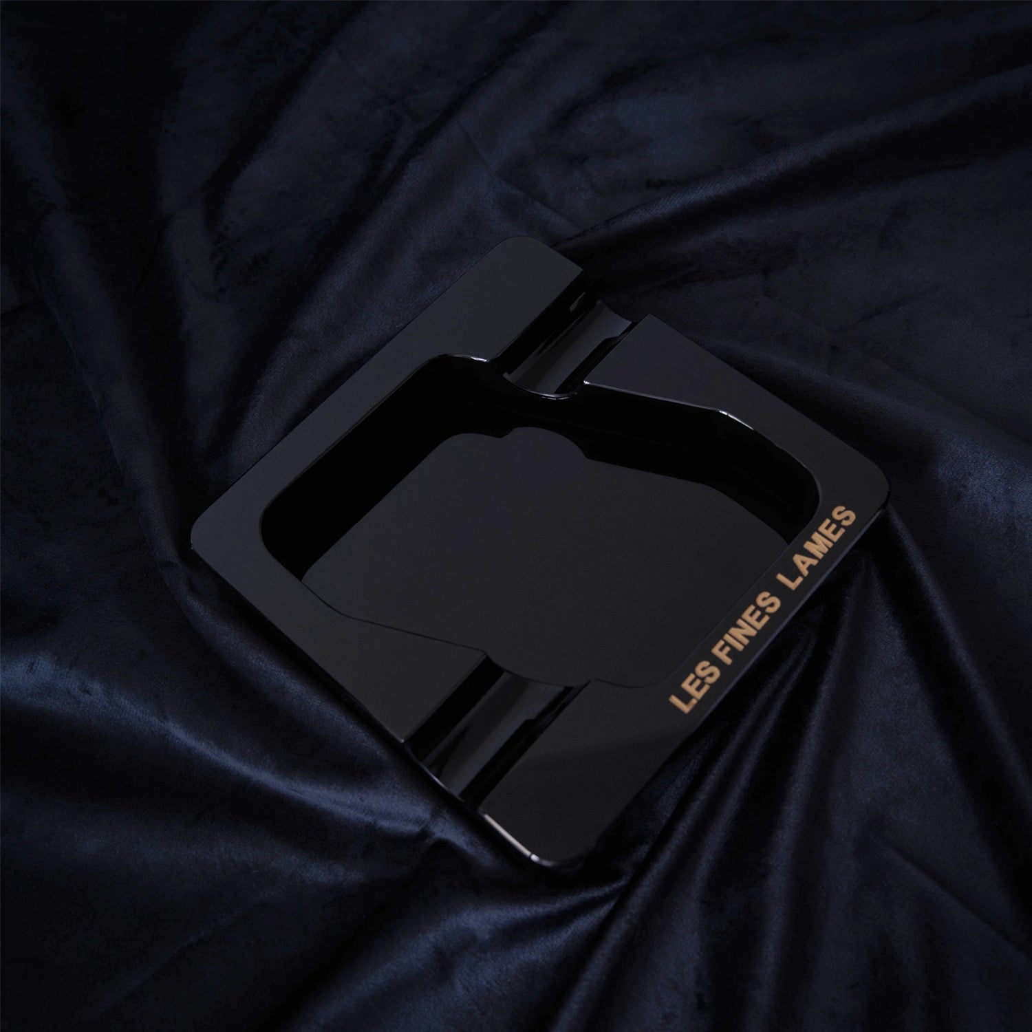 les-fines-lames-dyad-zigarrenaschenbecher-obsidian-schwarz image 3