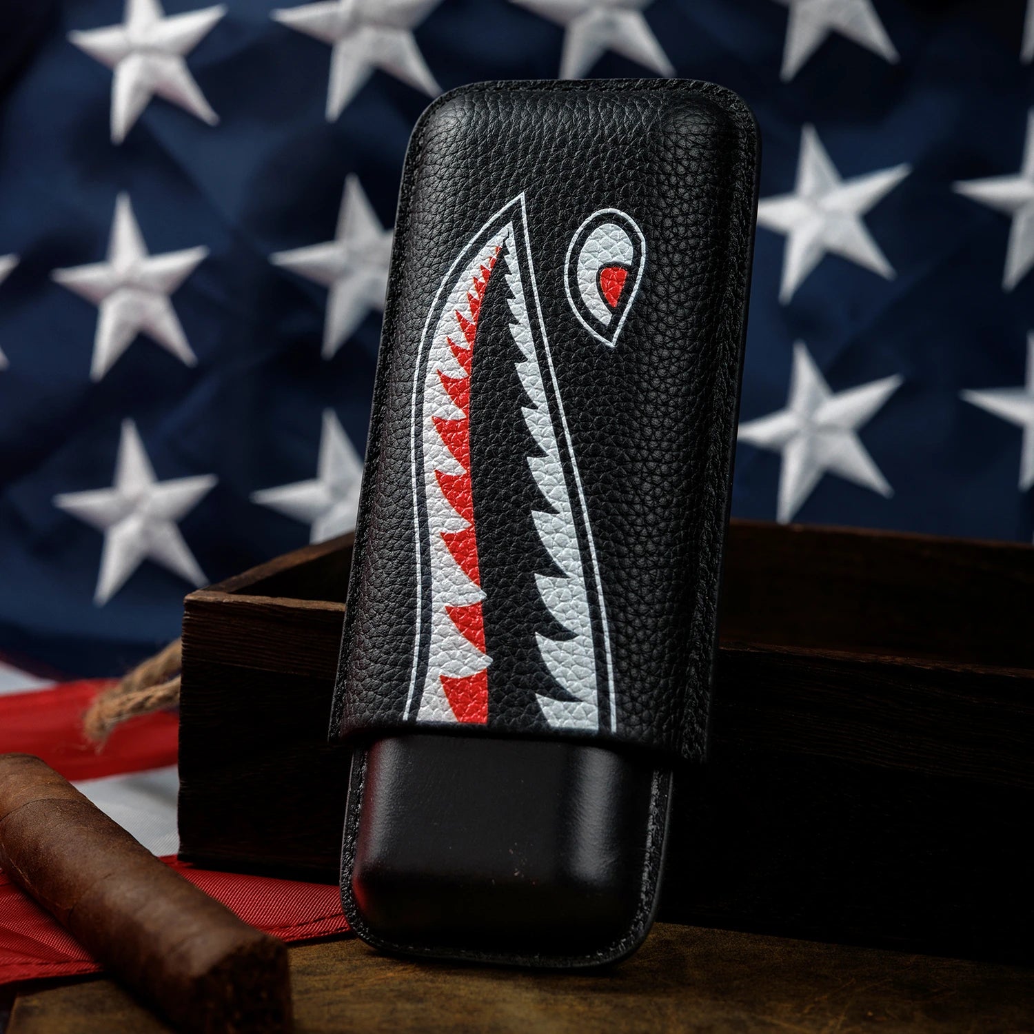 les-fines-lames-cigar-case-duo-zigarrenetui-flying-tigers-schwarz-leder image 2