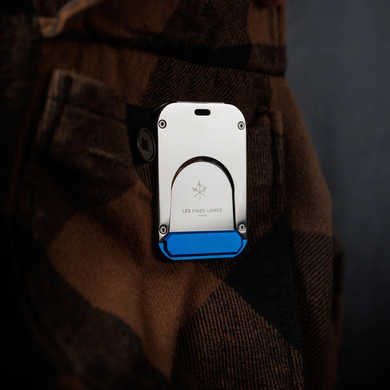 les-fines-lames-le-tag-clip-zigarrenschneider-blau image 4