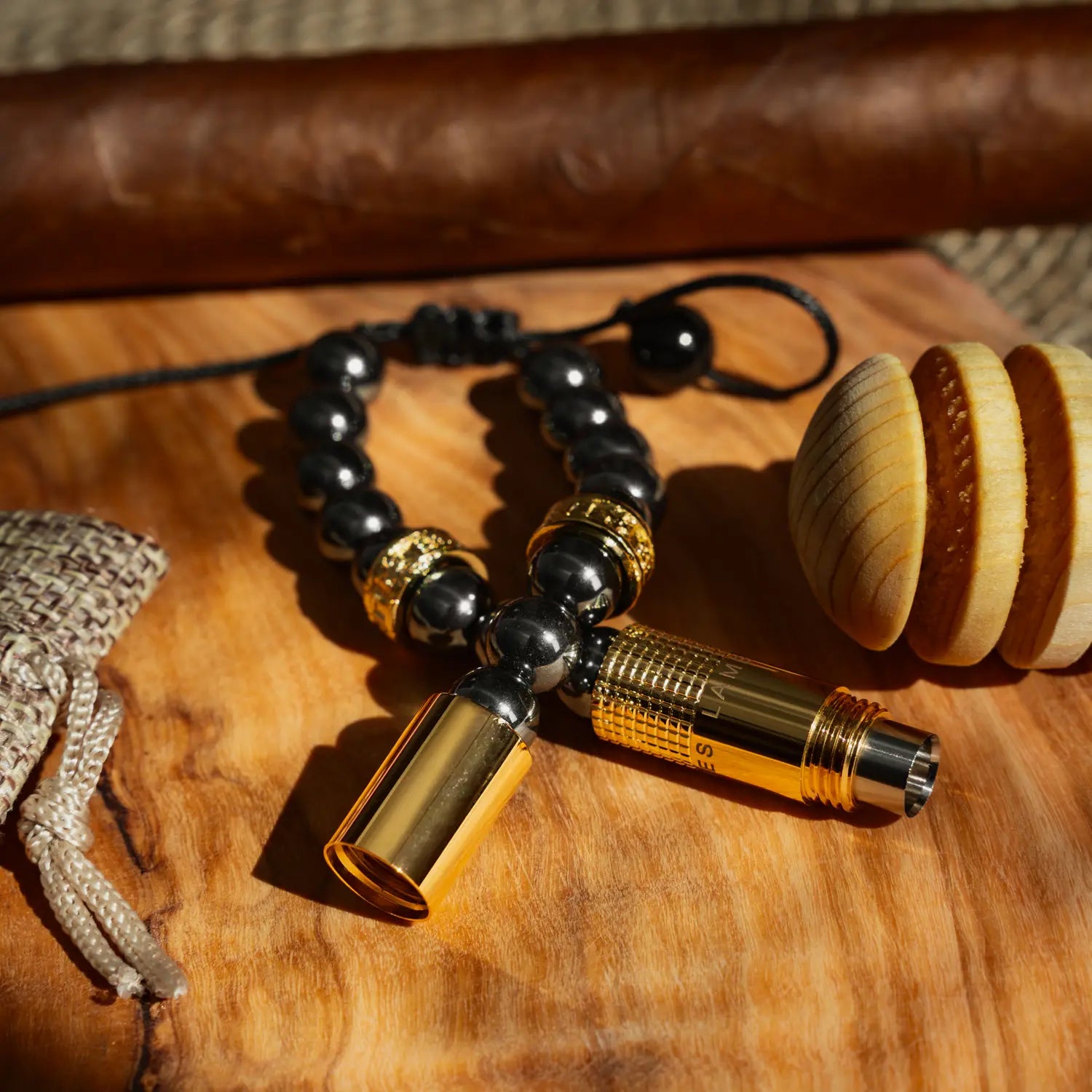 les-fines-lames-punch-bracelet-zigarrenlocher-mercurio-gold-ring image 5