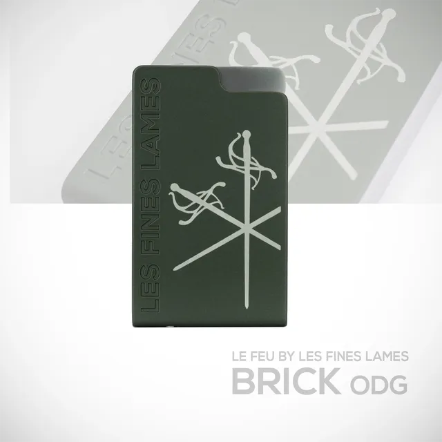 les-fines-lames-le-feu-brick-sturmfeuerzeug-od-green image 1